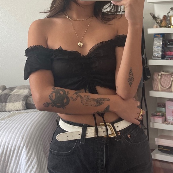 sheer off shoulder top - Picture 2 of 2